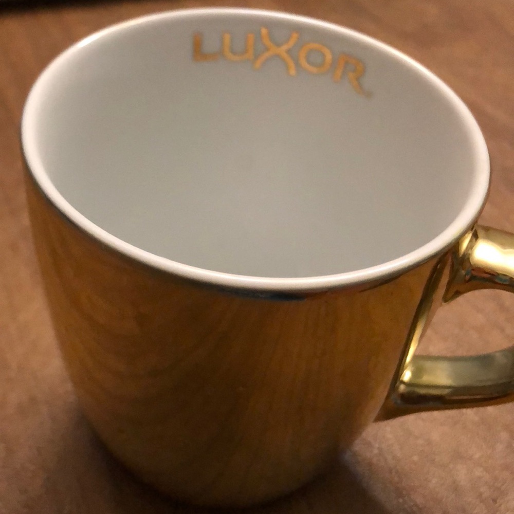 Luxor Mug
